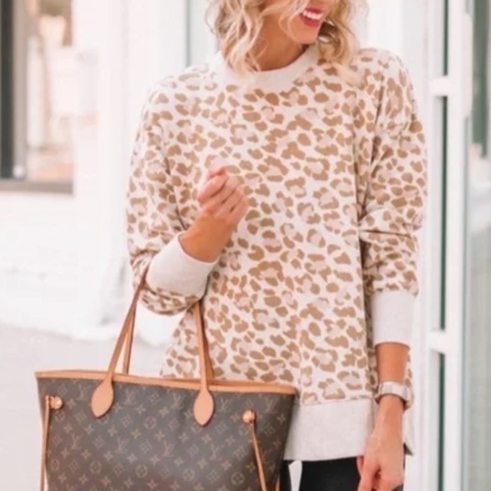 Aerie Leopard Print Crewneck Oversized Size Small